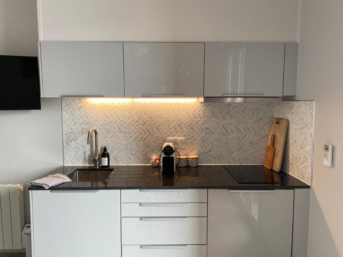 Le Petit Bijou Sete, 4 Appartements Au Centre Ville, 3 Avec Vue Canal 세테 외부 사진